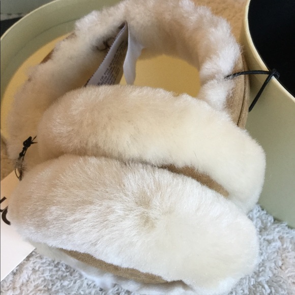 UGG Accessories Nwt Chestnut Ugg Chestnut Earmuffs Poshmark